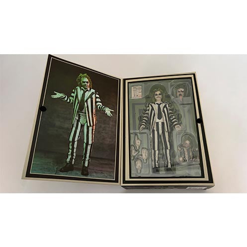 Beetlejuice - Striped Suit Action Figur