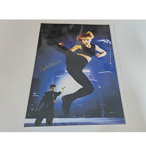 Cynthia Rothrock Original Autogrammkarte 4