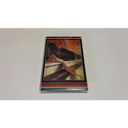 A blade in the dark - Grosse Avv Hartbox